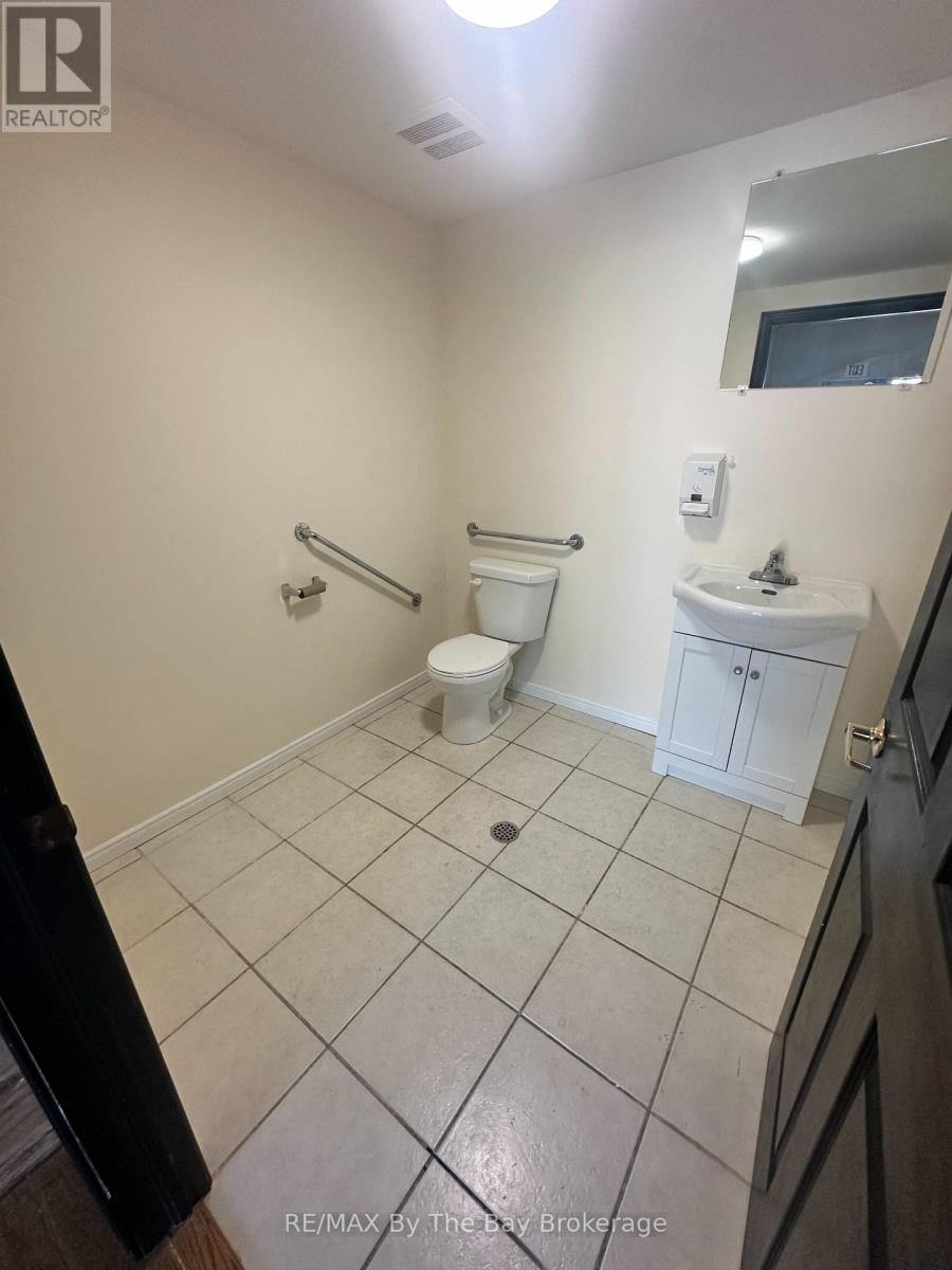 1423 Mosley Street, Wasaga Beach, Ontario  L9Z 2C3 - Photo 7 - S13189666