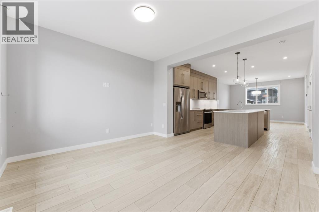 1060 West Lakeview Drive, Chestermere, Alberta  T1X 2T3 - Photo 7 - A2314427