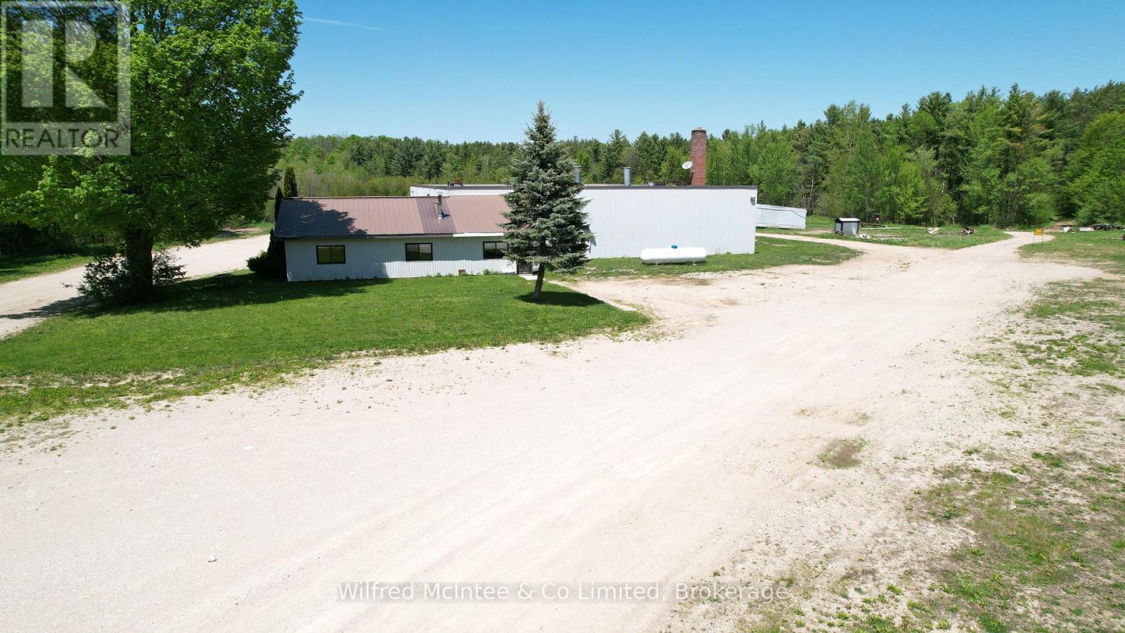 301315 Concession 2 Sideroad West Concession, West Grey, Ontario  N4N 3B8 - Photo 9 - X13187612
