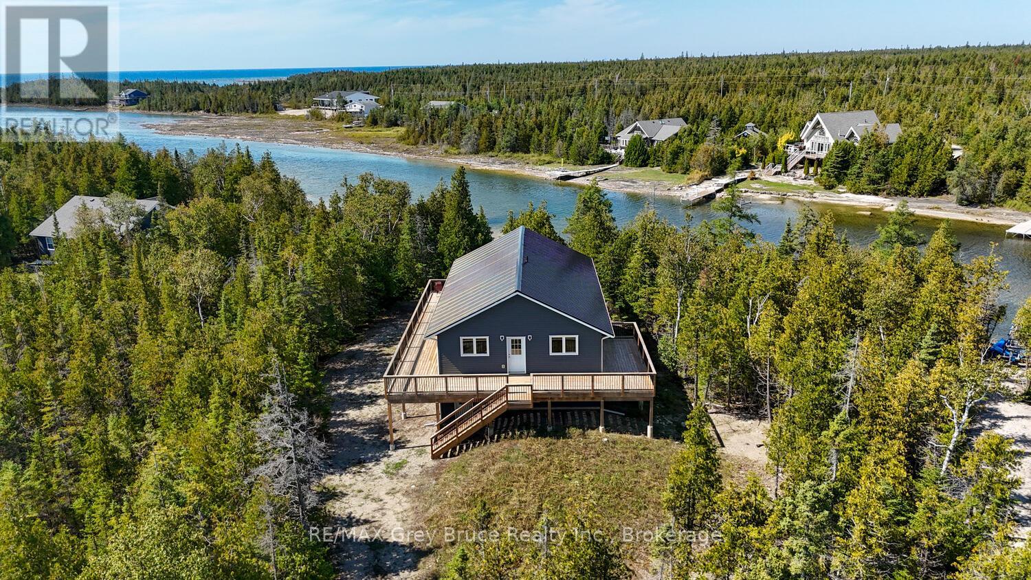 38 Bay Shore Avenue S, Northern Bruce Peninsula, Ontario  N0H 2R0 - Photo 32 - X13188870