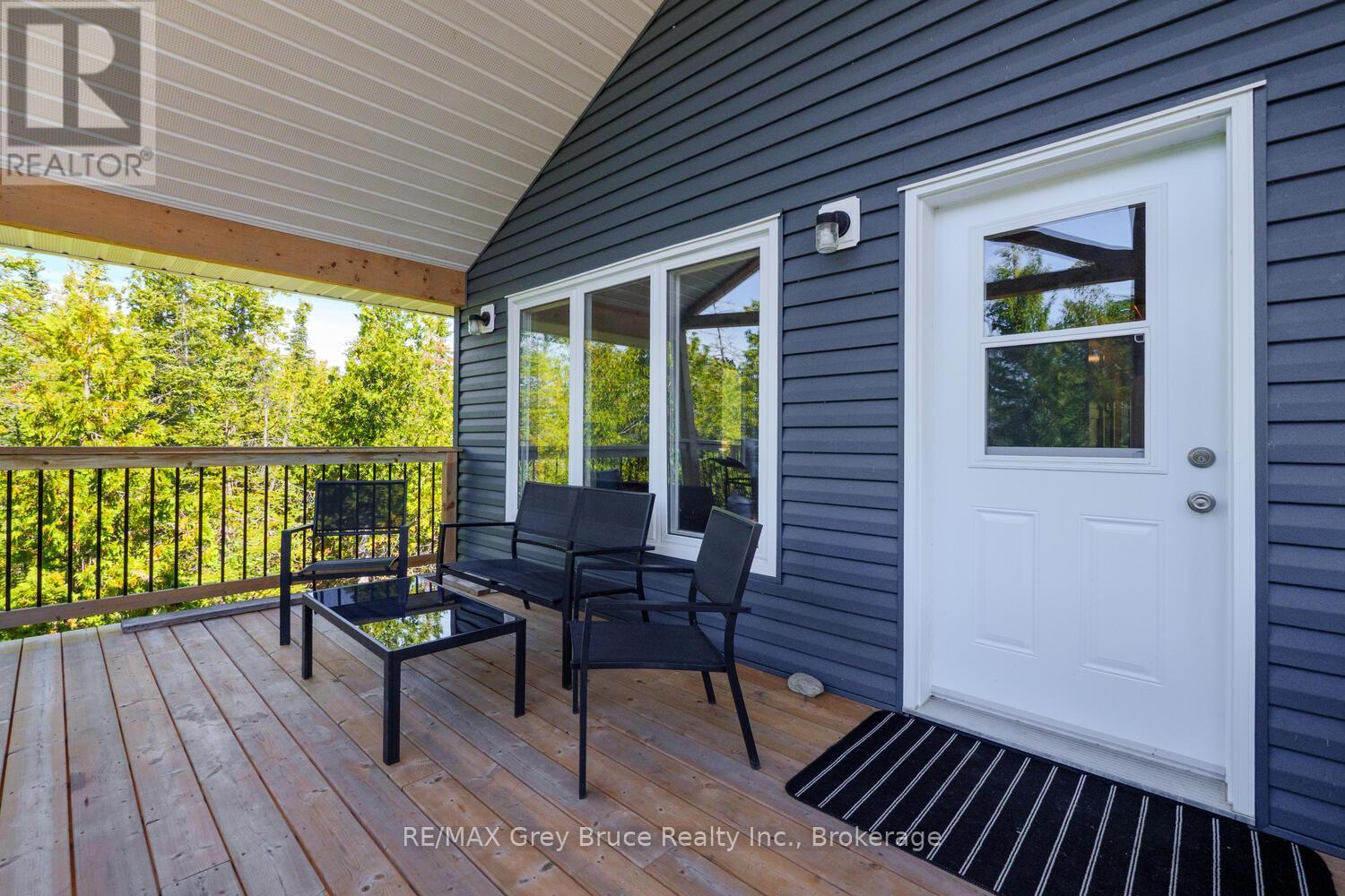38 Bay Shore Avenue S, Northern Bruce Peninsula, Ontario  N0H 2R0 - Photo 6 - X13188870