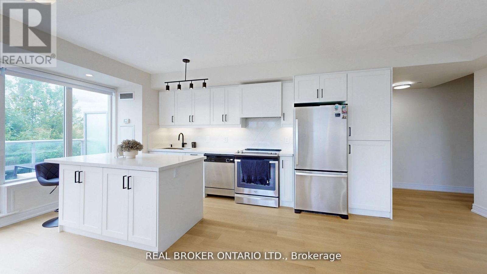 415 - 701 Sheppard Avenue W, Toronto, Ontario  M3H 0B2 - Photo 4 - C13179262