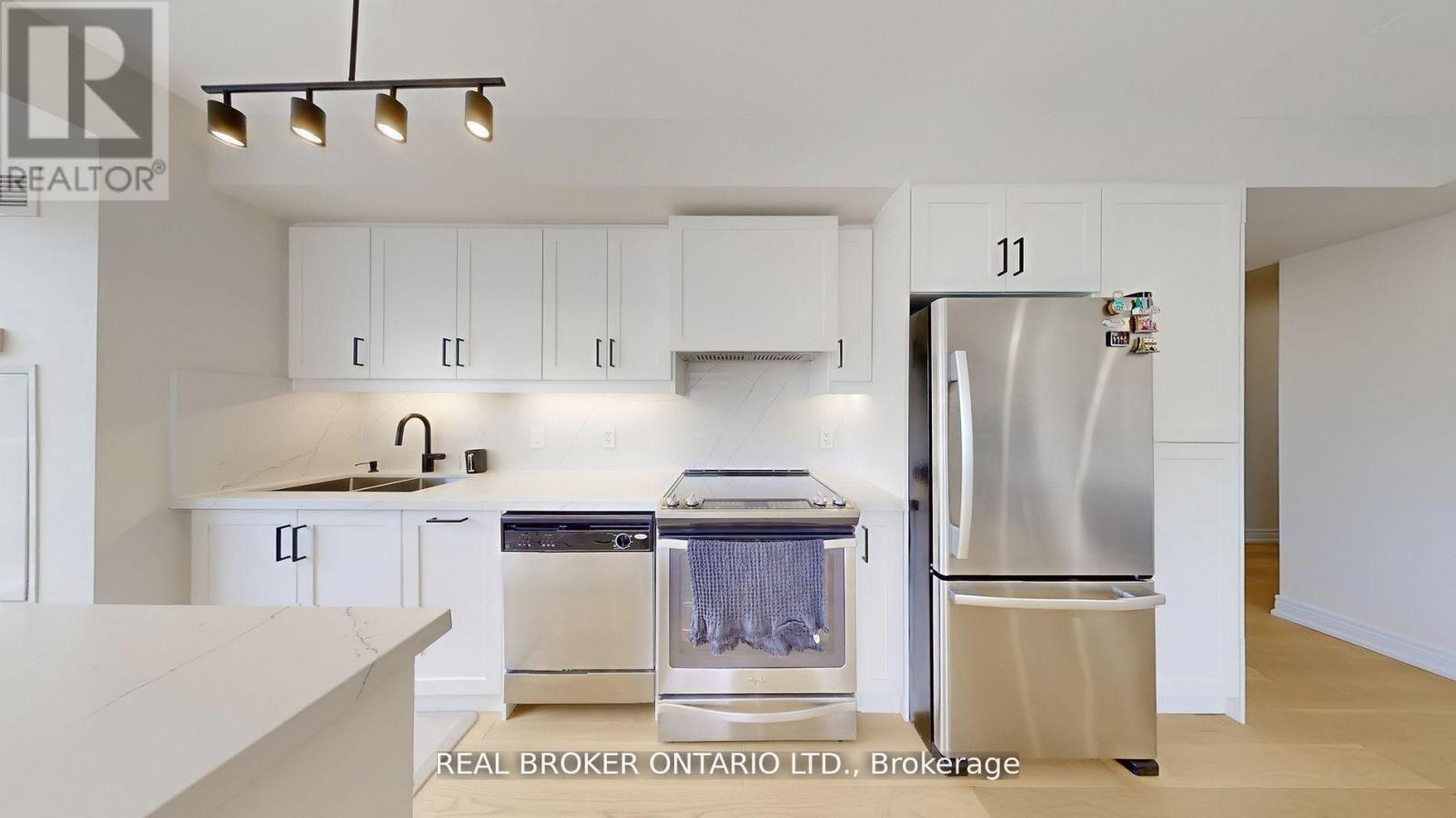 415 - 701 Sheppard Avenue W, Toronto, Ontario  M3H 0B2 - Photo 7 - C13179262