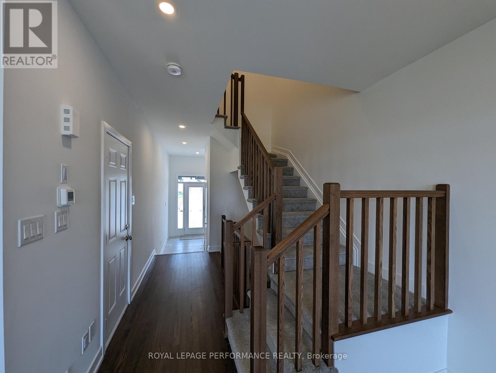 301 Monticello Avenue, Ottawa, Ontario K2S 2S5 - Photo 12 - X13187724