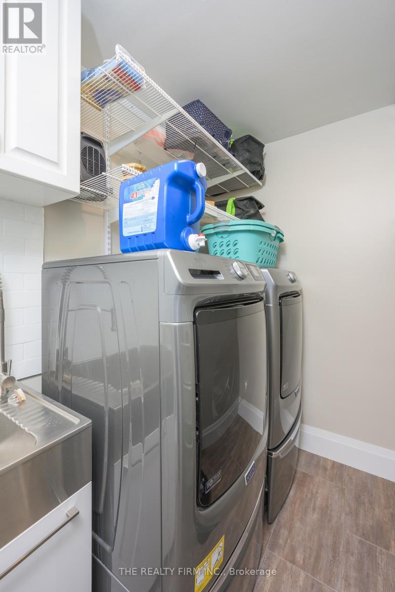 21584 Highbury Avenue N, Middlesex Centre, Ontario  N0M 1C0 - Photo 26 - X13188196