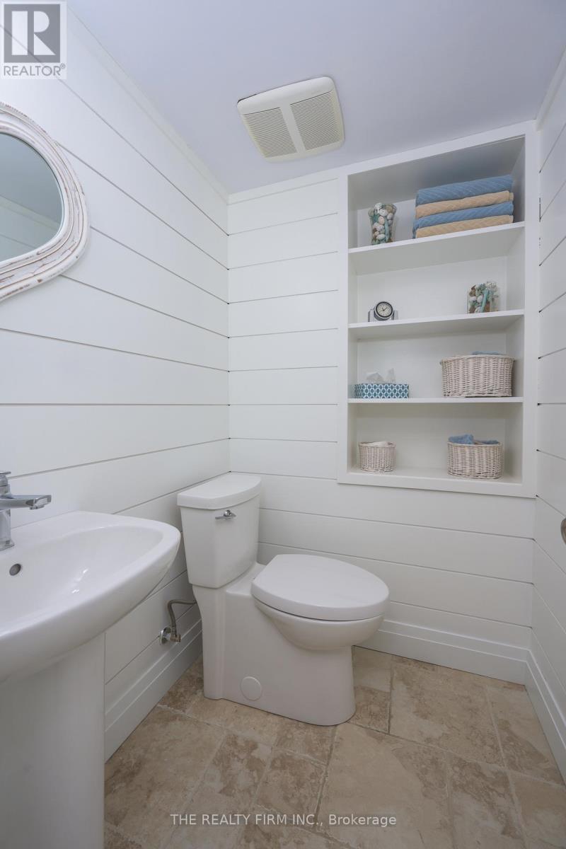 21584 Highbury Avenue N, Middlesex Centre, Ontario  N0M 1C0 - Photo 36 - X13188196