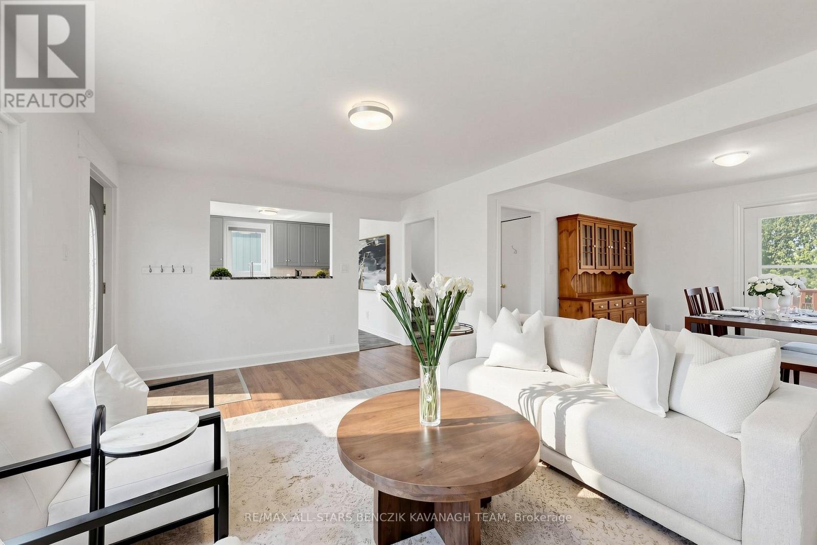 522 Sheppard Avenue, Pickering, Ontario  L1V 1E8 - Photo 6 - E13175322