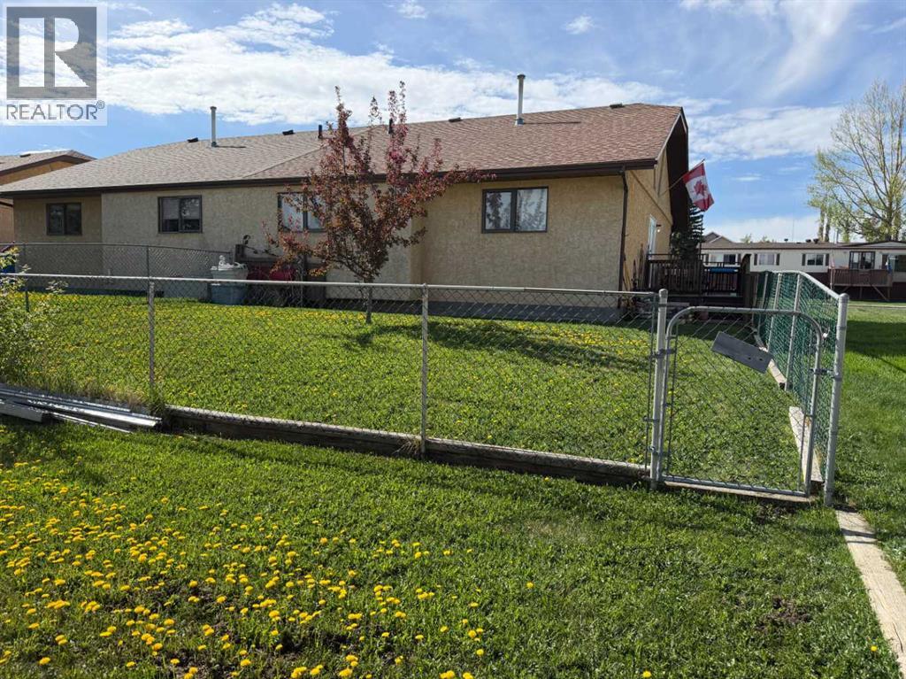 4606b 48 Avenue, Sylvan Lake, Alberta  T4S 1M8 - Photo 11 - A2314473