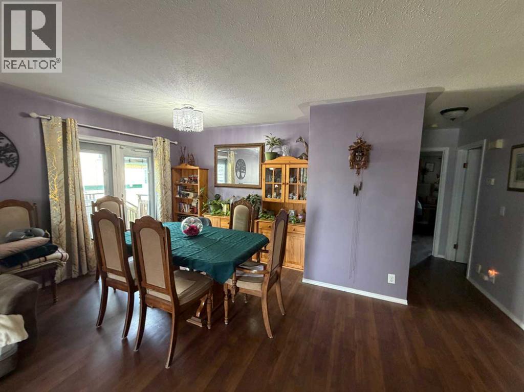 4606b 48 Avenue, Sylvan Lake, Alberta  T4S 1M8 - Photo 4 - A2314473