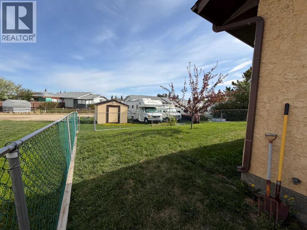 4606b 48 Avenue, Sylvan Lake, Alberta  T4S 1M8 - Photo 9 - A2314473
