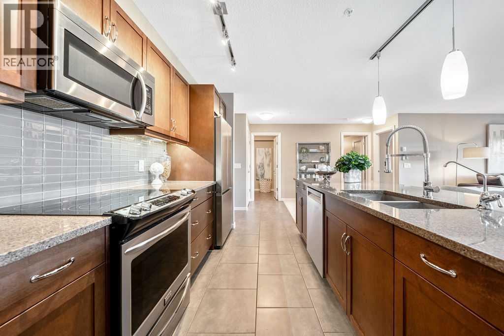 308, 103 Valley Ridge Manor NW, Calgary, Alberta  T3B 6C5 - Photo 3 - A2278619