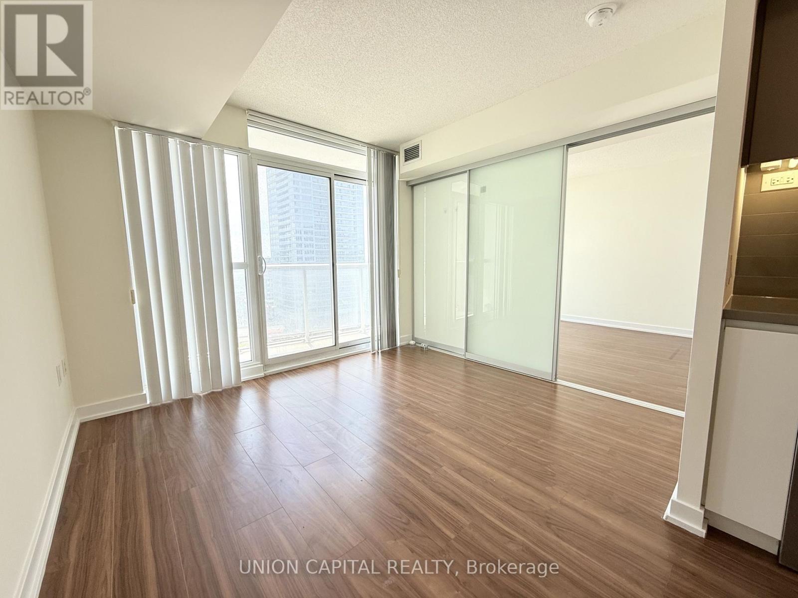 1502 - 85 Queens Wharf Road, Toronto, Ontario  M5V 0J9 - Photo 16 - C13187766