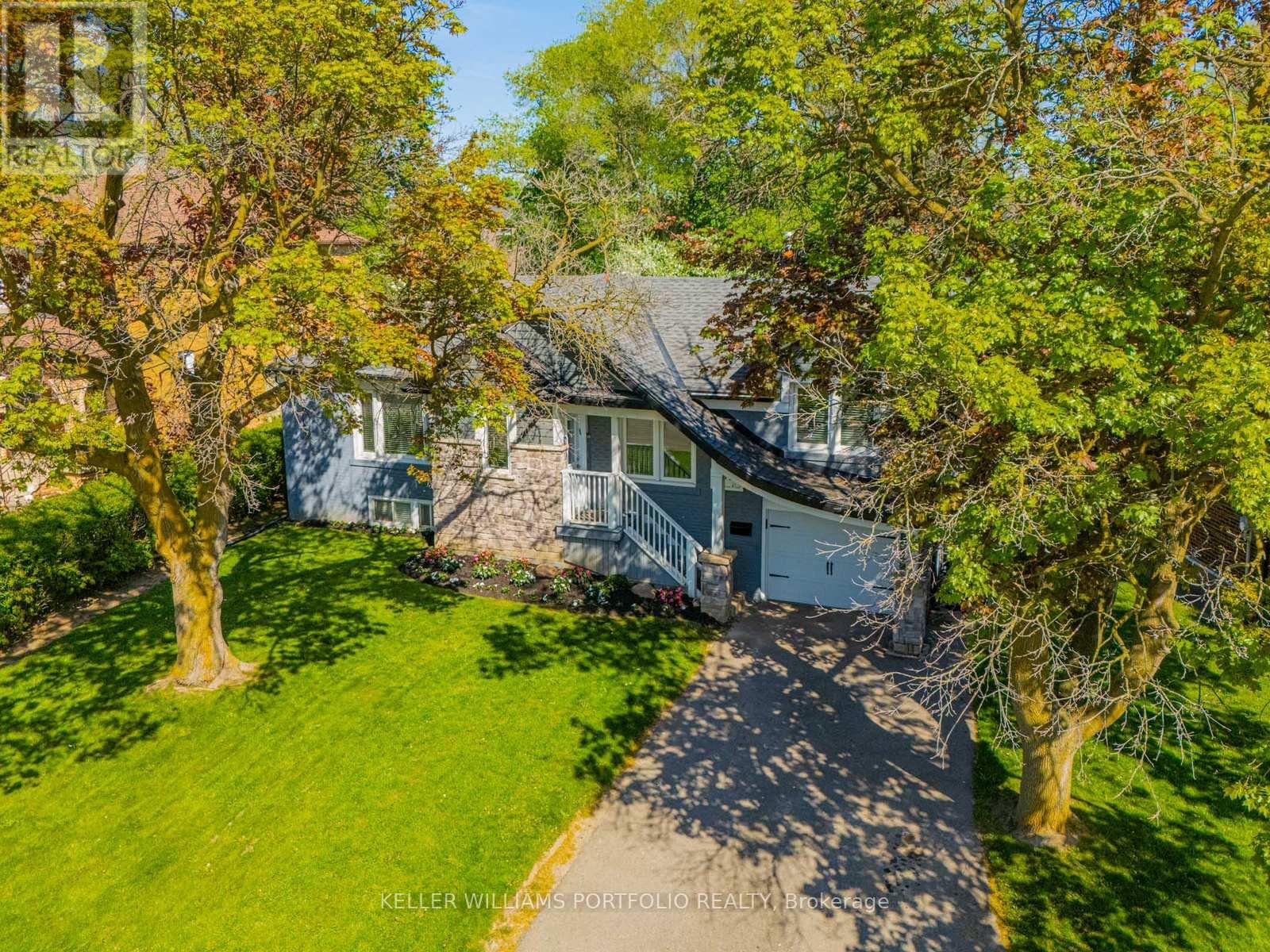 81 Lynnhaven Road N, Toronto, Ontario  M6A 2L1 - Photo 2 - C13187982