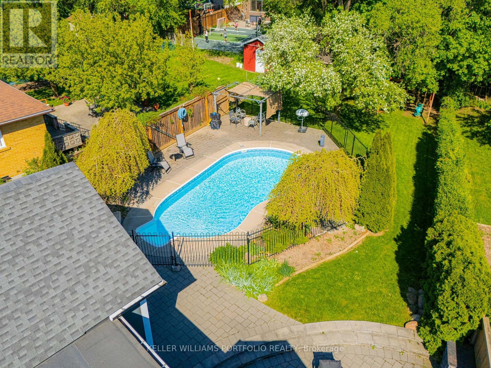 81 Lynnhaven Road N, Toronto, Ontario  M6A 2L1 - Photo 27 - C13187982
