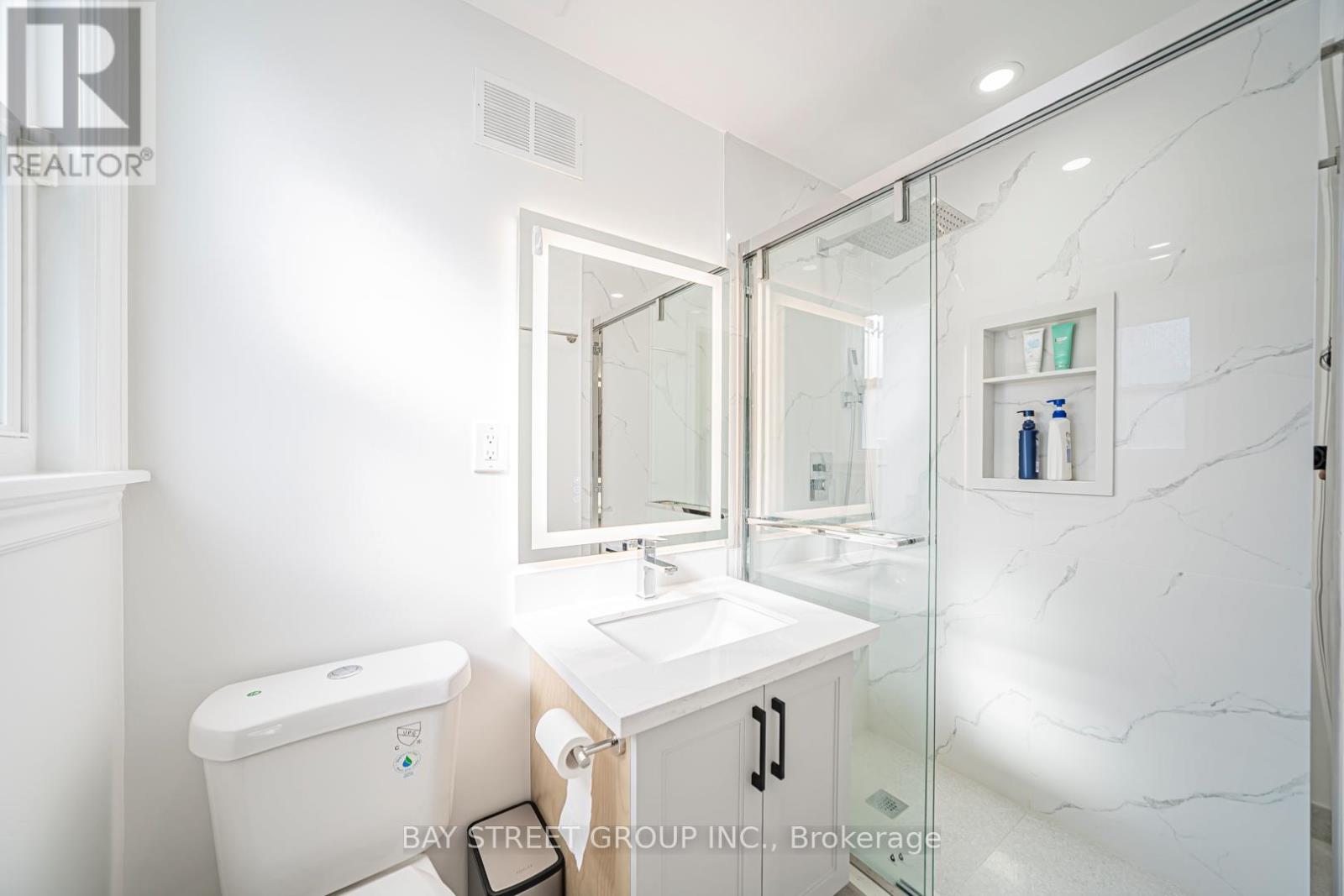 277 Lawrence Avenue E, Toronto, Ontario  M4N 1T6 - Photo 16 - C13188106