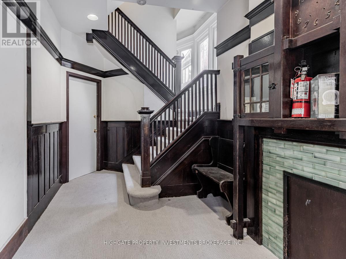 Main - 410 Palmerston Boulevard, Toronto, Ontario  M6G 2N8 - Photo 18 - C13189312