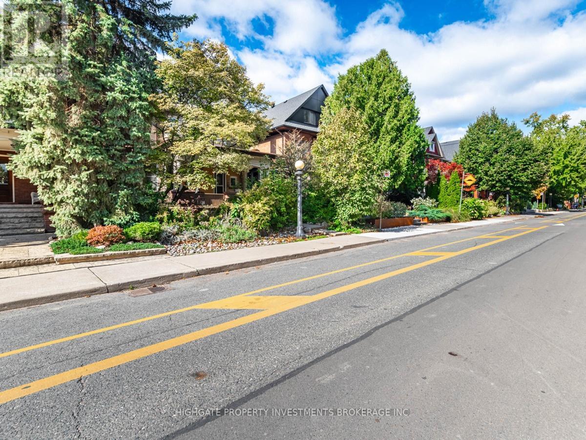 Main - 410 Palmerston Boulevard, Toronto, Ontario  M6G 2N8 - Photo 23 - C13189312