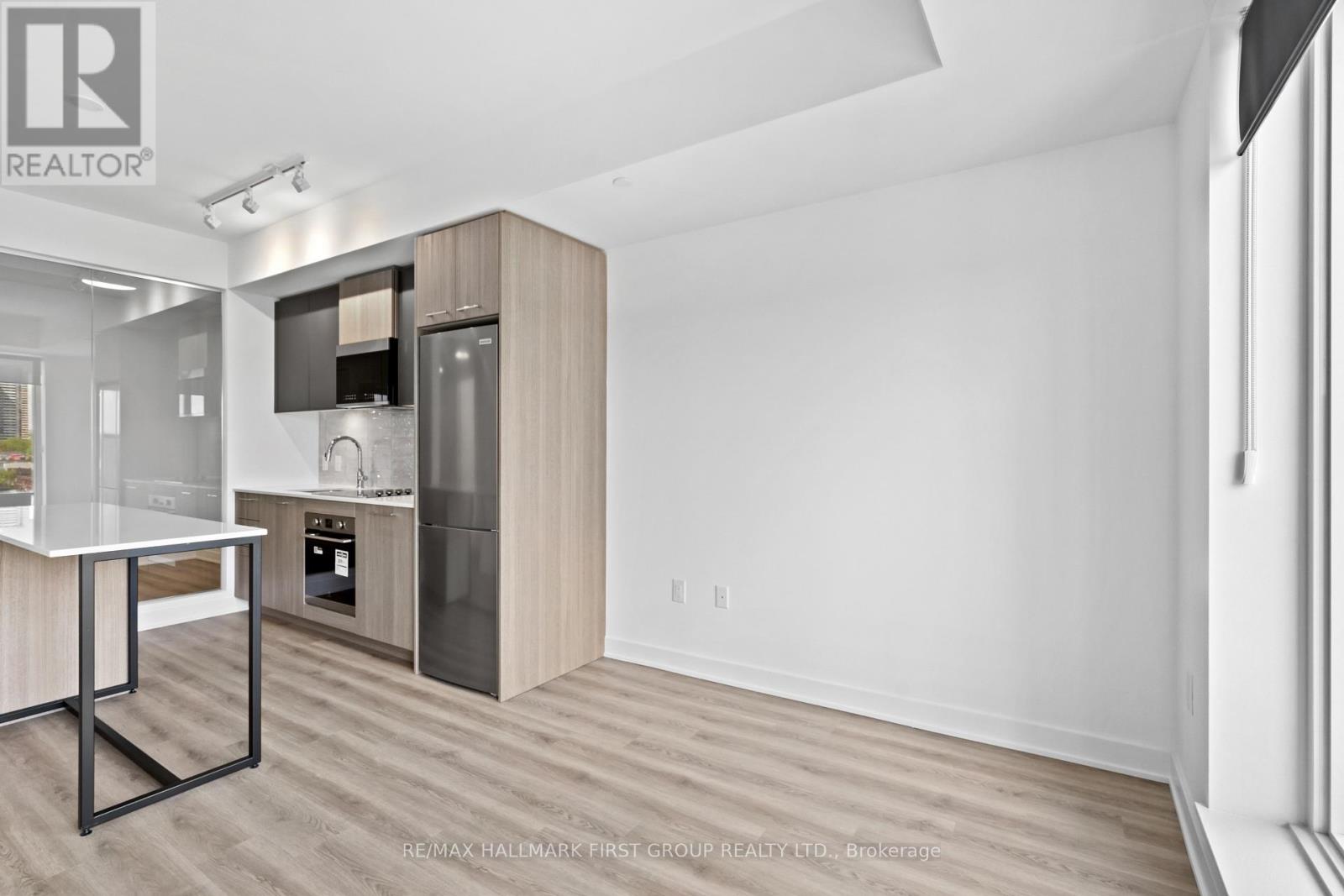 924 - 30 Dreamers Way, Toronto, Ontario  M5A 0Y7 - Photo 11 - C13189510