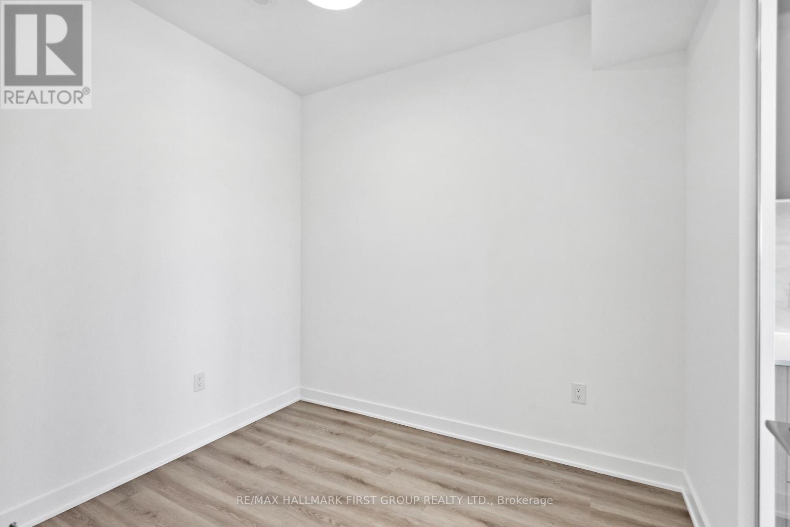 924 - 30 Dreamers Way, Toronto, Ontario  M5A 0Y7 - Photo 17 - C13189510