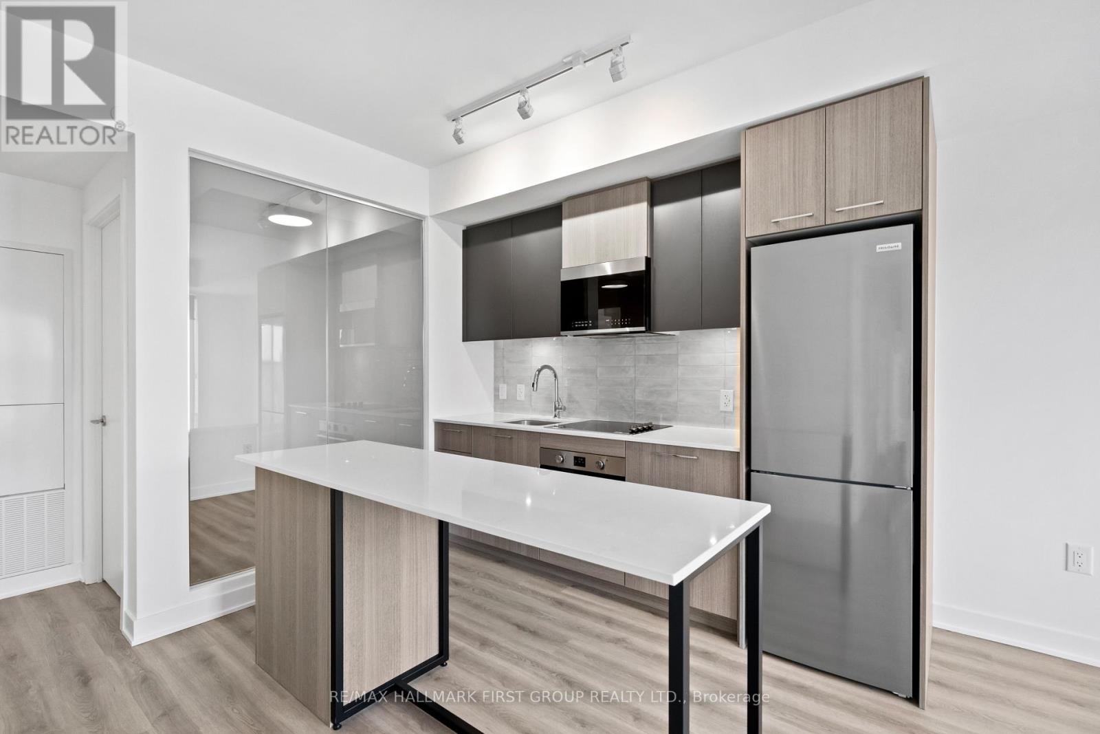 924 - 30 Dreamers Way, Toronto, Ontario  M5A 0Y7 - Photo 7 - C13189510