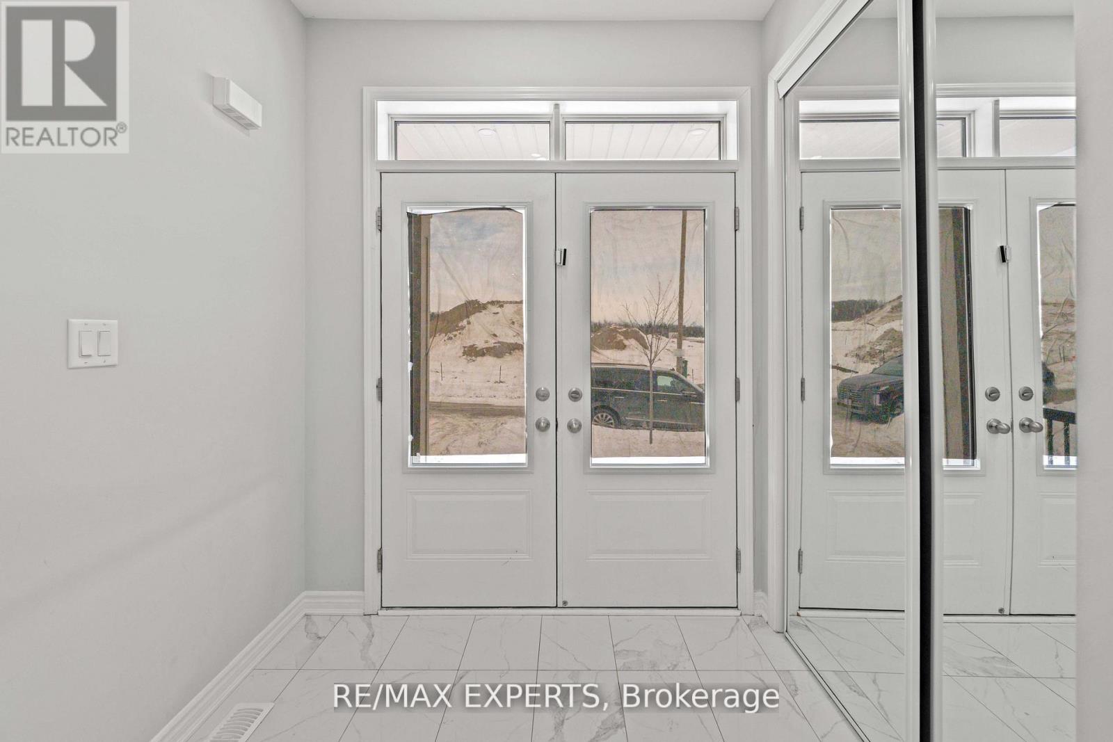 1437 Kerrydale Avenue, Pickering, Ontario  L1X 0M9 - Photo 5 - E13187762