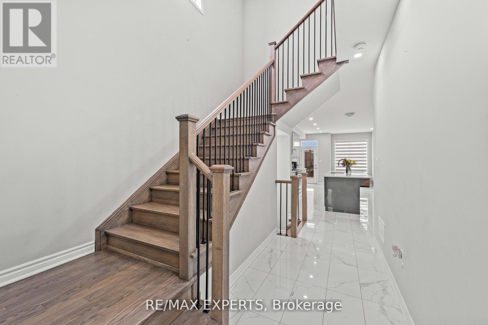 1437 Kerrydale Avenue, Pickering, Ontario  L1X 0M9 - Photo 9 - E13187762