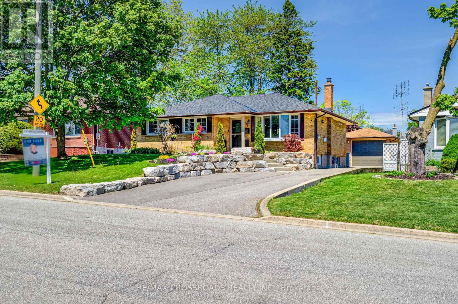778 TENNYSON AVENUE, Oshawa, Ontario