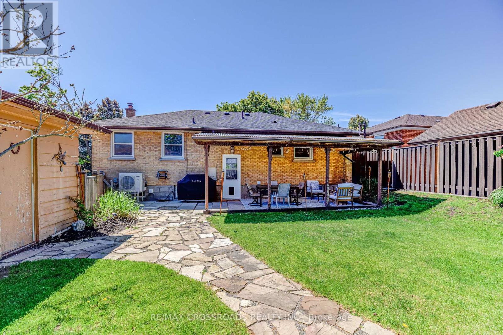 778 Tennyson Avenue, Oshawa, Ontario  L1H 3K6 - Photo 38 - E13188076