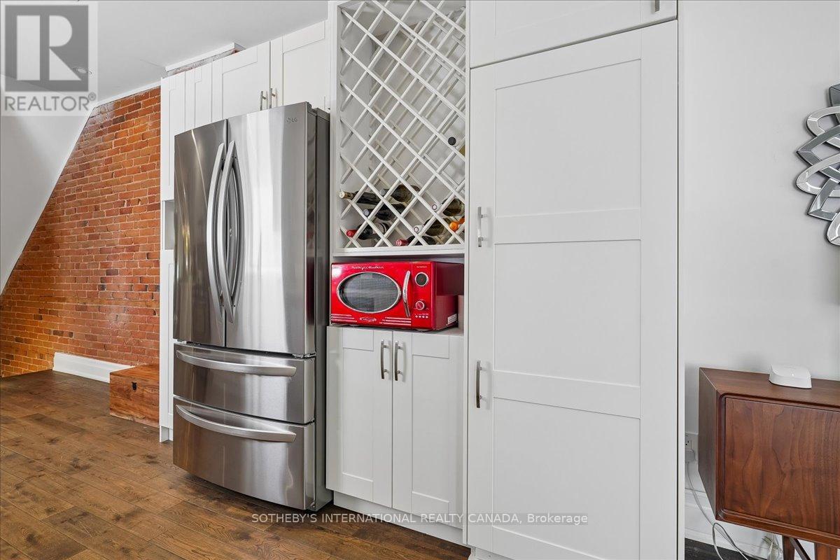 257 Booth Avenue, Toronto, Ontario  M4M 2M7 - Photo 15 - E13188248