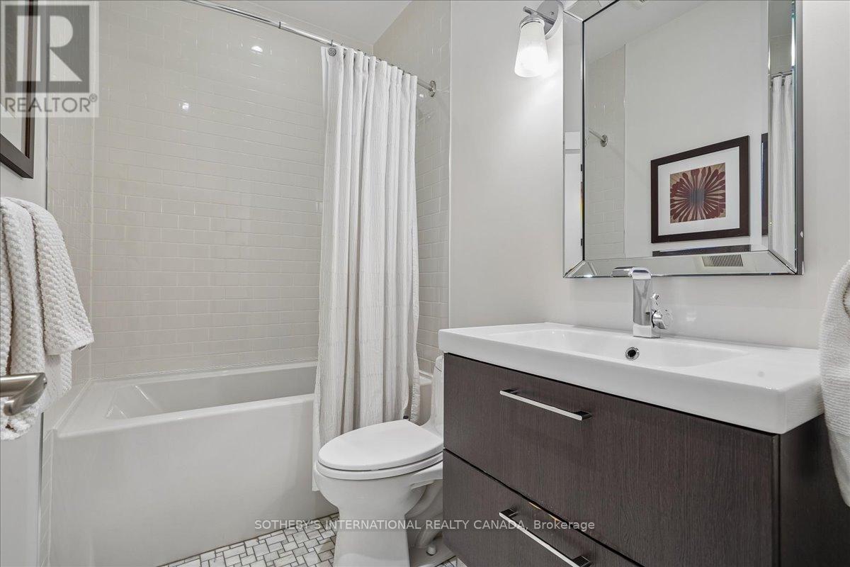 257 Booth Avenue, Toronto, Ontario  M4M 2M7 - Photo 22 - E13188248