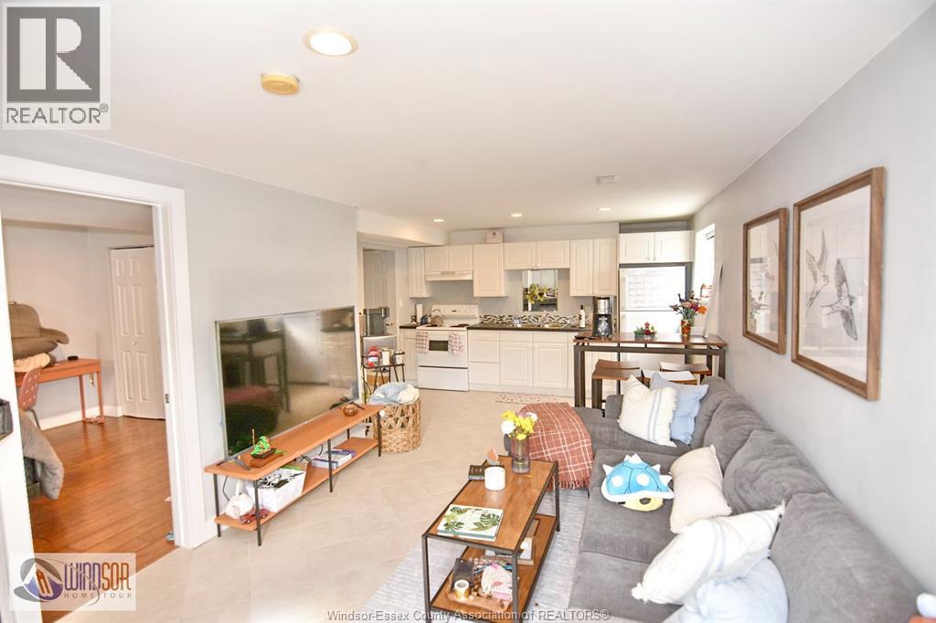 1003 Silverdale Unit# Lower Unit B, Windsor, Ontario N9G 2R8 - Photo 10 - 26012288