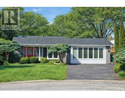 827 LEGGE COURT, Newmarket, Ontario