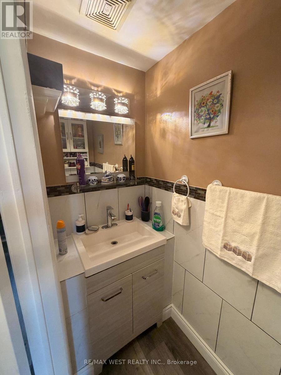 87 Athabaska Road, Barrie, Ontario  L4N 8E9 - Photo 9 - S13174438