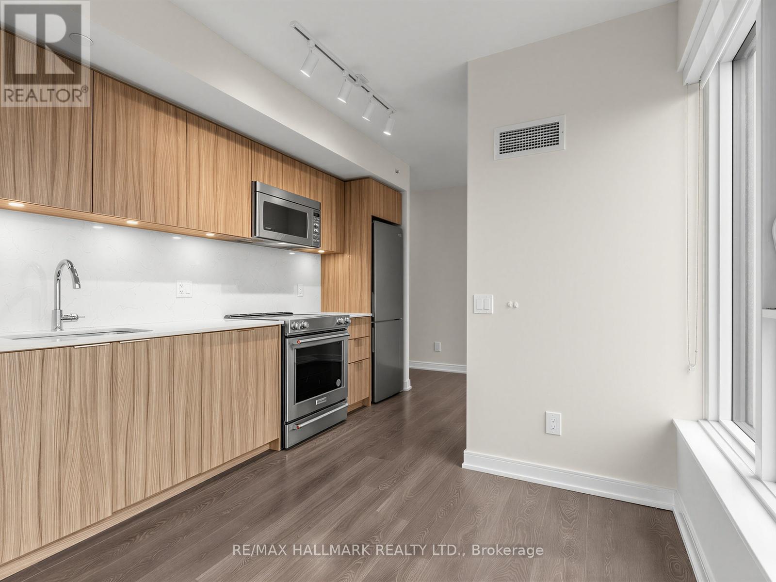 2304 - 30 Samuel Wood Way, Toronto, Ontario  M9B 0C9 - Photo 12 - W13164428
