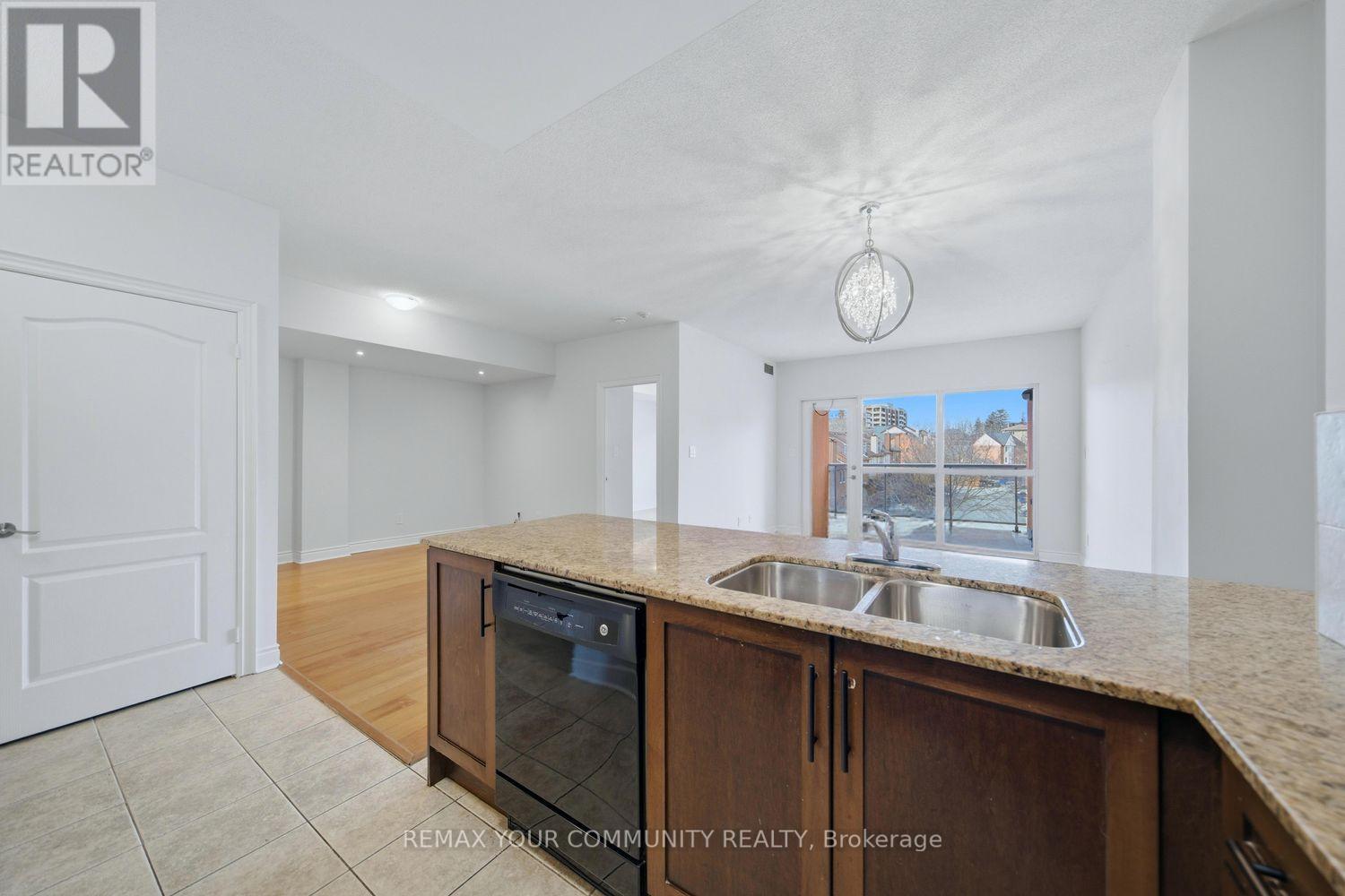 409 - 160 Woodbridge Avenue, Vaughan, Ontario  L4L 0B8 - Photo 9 - N13187446