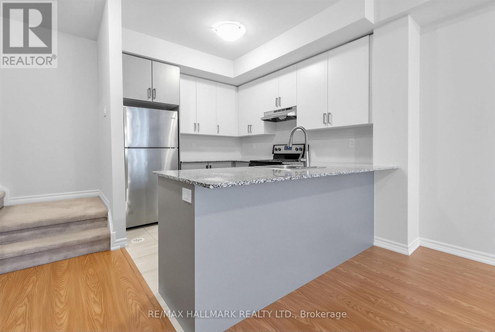 25 - 181 Parktree Drive, Vaughan, Ontario  L6A 5B1 - Photo 3 - N13187454