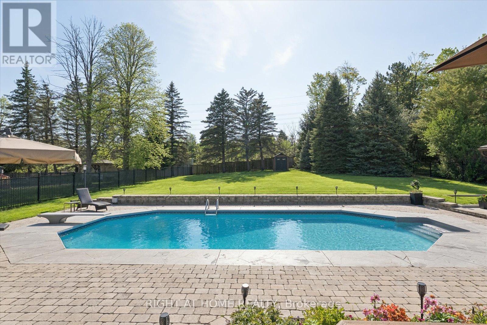 33 Wellington Heights Court, Aurora, Ontario  L4G 5C9 - Photo 4 - N13187866