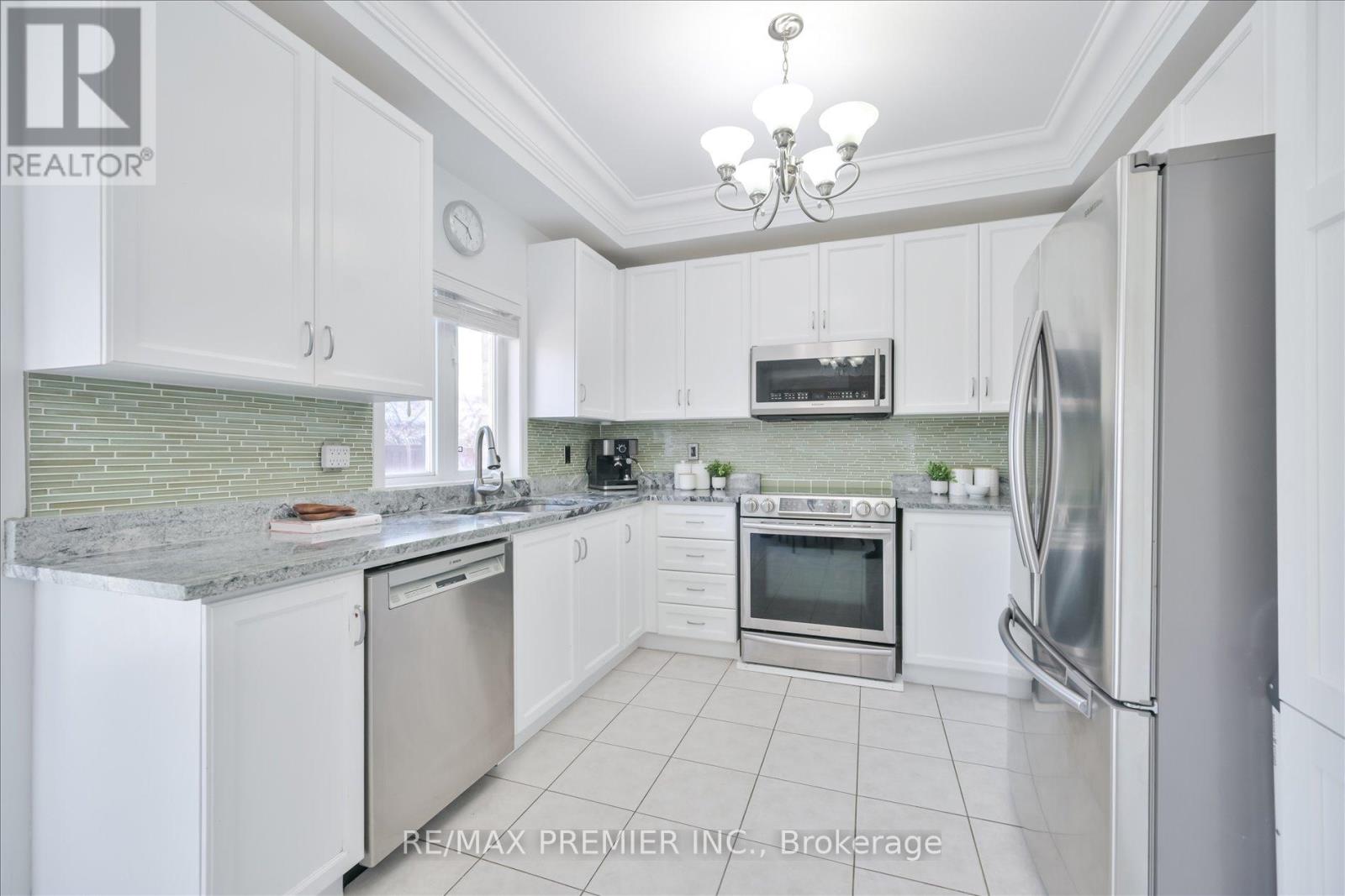 7 Stonemount Crescent, Essa, Ontario  L3W 0C4 - Photo 15 - N13187922