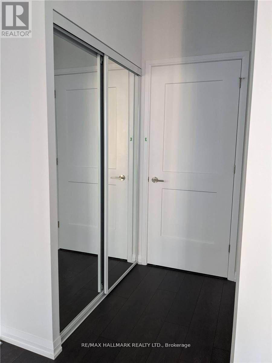 Th15 - 1010 Portage Parkway, Vaughan, Ontario  L4K 0K3 - Photo 15 - N13187970