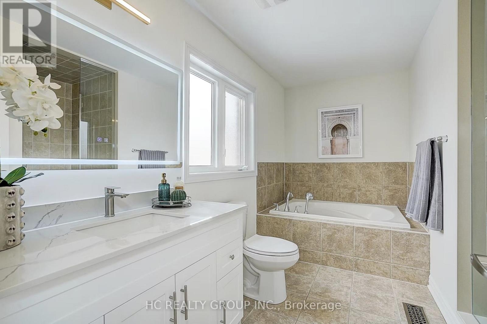 465 Woodspring Avenue, Newmarket, Ontario  L3X 3L1 - Photo 11 - N13187978