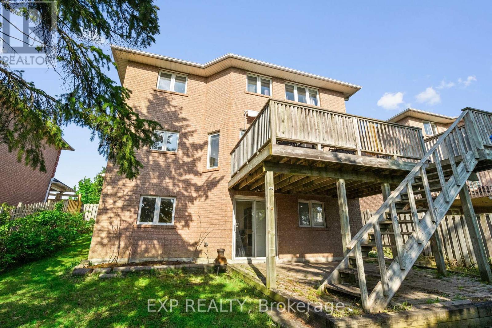 18 Fox Run Lane, Bradford West Gwillimbury, Ontario  L3Z 2Z3 - Photo 44 - N13188226