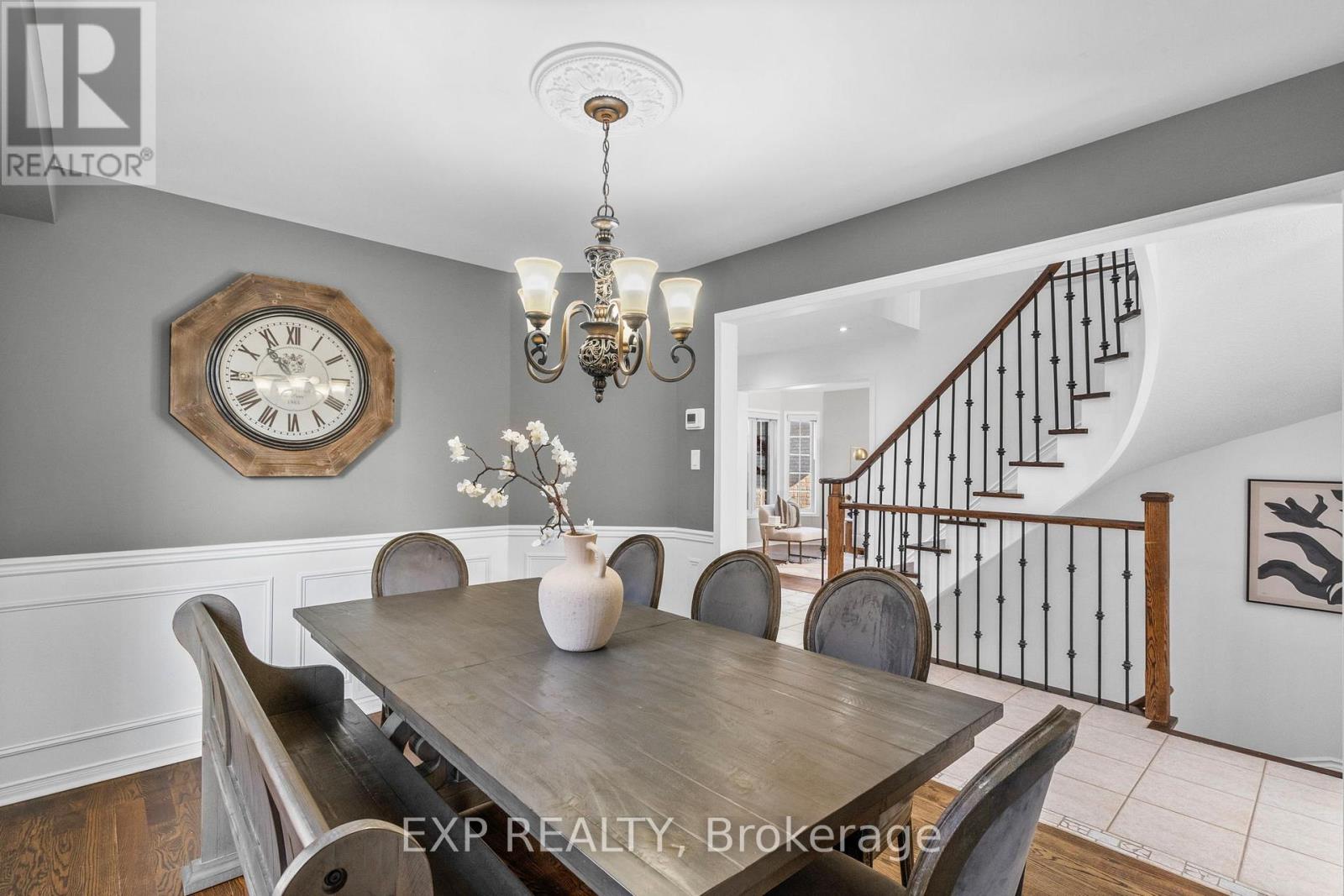 18 Fox Run Lane, Bradford West Gwillimbury, Ontario  L3Z 2Z3 - Photo 9 - N13188226