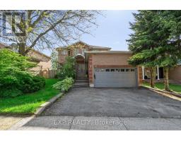 18 FOX RUN LANE, Bradford West Gwillimbury, Ontario
