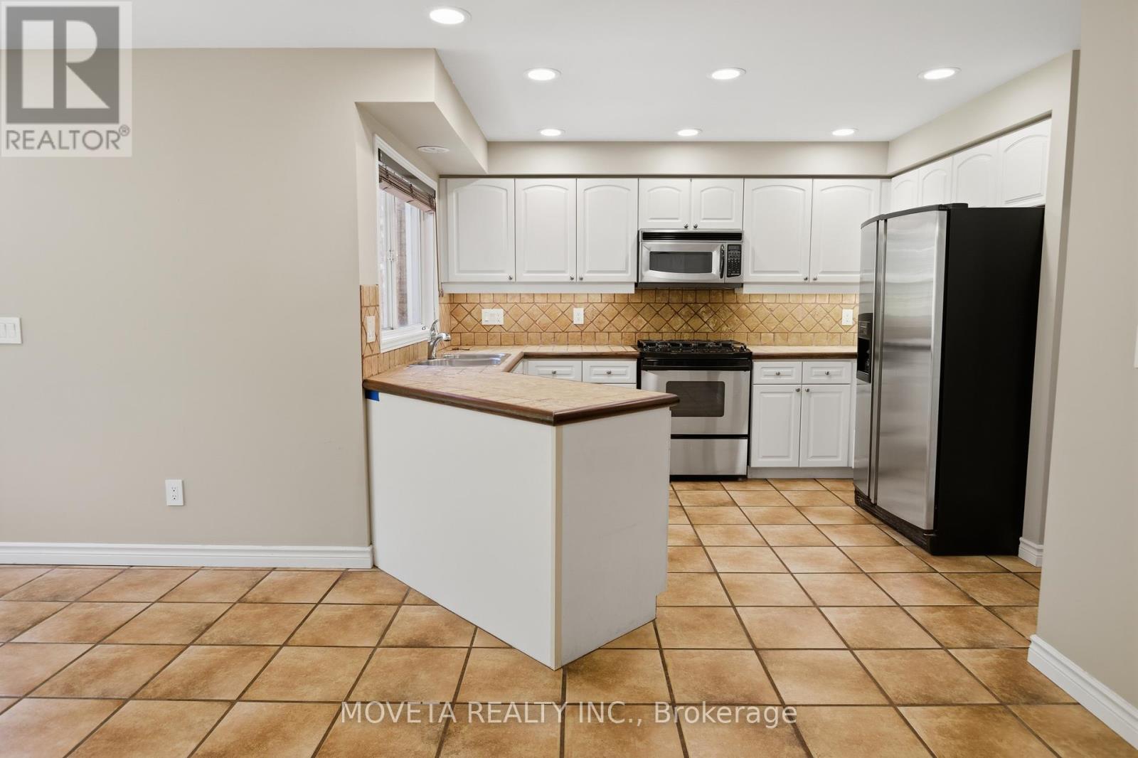 30 Briardale Place, Aurora, Ontario  L4G 6M4 - Photo 14 - N13188330