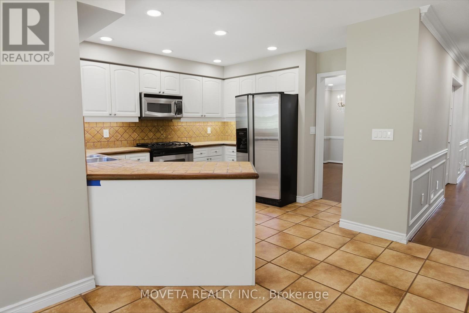 30 Briardale Place, Aurora, Ontario  L4G 6M4 - Photo 15 - N13188330