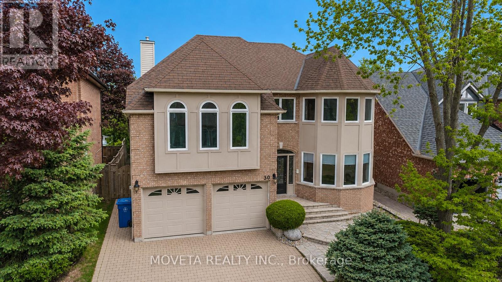 30 Briardale Place, Aurora, Ontario  L4G 6M4 - Photo 2 - N13188330