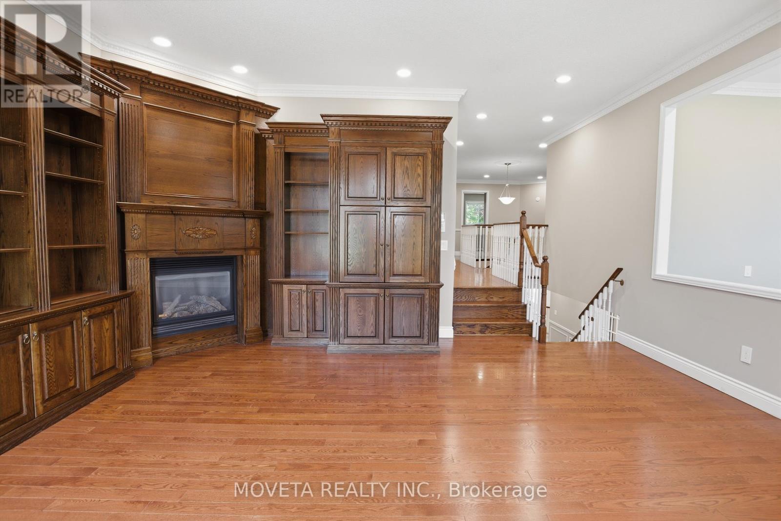 30 Briardale Place, Aurora, Ontario  L4G 6M4 - Photo 39 - N13188330