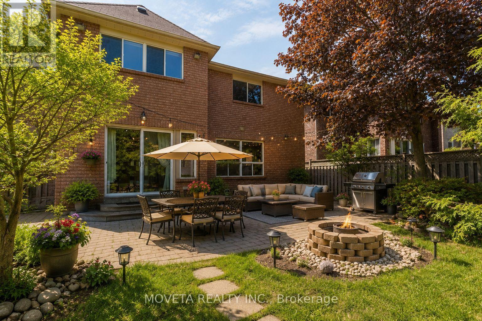 30 Briardale Place, Aurora, Ontario  L4G 6M4 - Photo 6 - N13188330