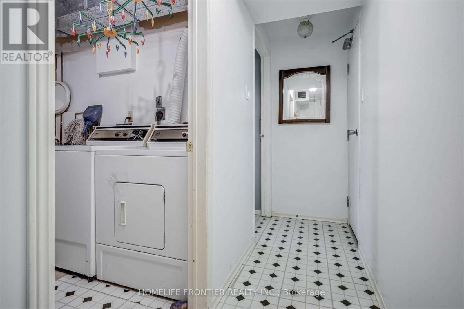 Basement - 31 Madsen Crescent, Markham, Ontario  L3R 4P2 - Photo 10 - N13188922