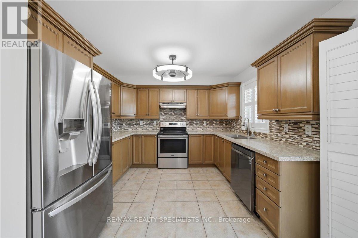 46 Wyman Crescent, Bradford West Gwillimbury, Ontario L3Z 3J6 - Photo 13 - N13189056